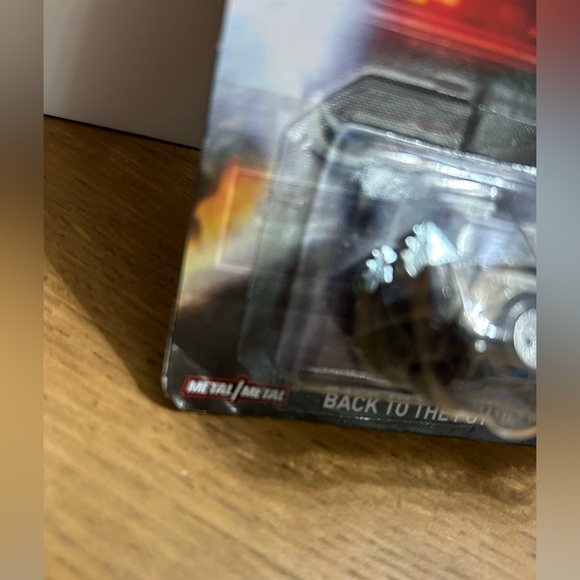 Hot Wheels Back to the Future Die-Cast Car - Picture 5 of 6